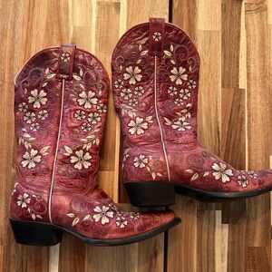 Red cowgirl boots